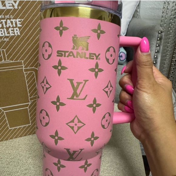 Stanley Pink 40oz Tumbler with Gold Accents. New. - Picture 7 of 8